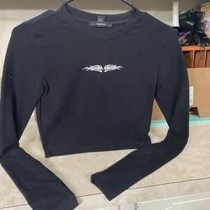 Forever 21 Black Tribal Graphic Long Sleeve Tee